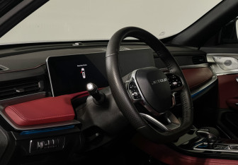 Подержанный автомобиль Jetour X70 2023 года (13 фото)