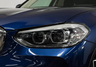 Подержанный автомобиль BMW X3 2019 года (8 фото)