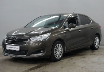 Подержанный автомобиль Citroen C4 Sedan 2013 года (1 фото)