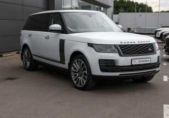 Подержанный автомобиль Land Rover Range Rover 2018 года (3 фото)