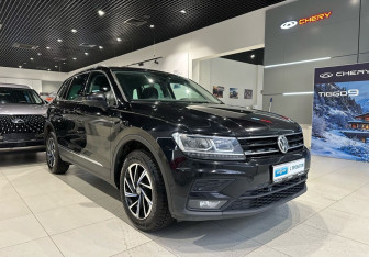 Подержанный автомобиль Volkswagen Tiguan 2018 года (3 фото)