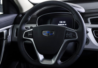 Подержанный автомобиль Geely Atlas 2019 года (13 фото)