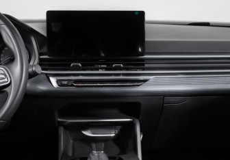 Подержанный автомобиль Geely Emgrand 2024 года (13 фото)