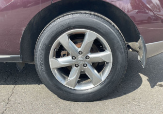 Подержанный автомобиль Nissan Murano Suv 2011 года (12 фото)