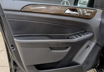 Подержанный автомобиль Mercedes-Benz GLE 2018 года (19 фото)