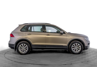 Подержанный автомобиль Volkswagen Tiguan 2020 года (4 фото)