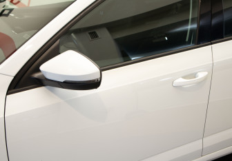 Подержанный автомобиль Skoda Octavia Liftback 2019 года (34 фото)