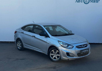 Подержанный автомобиль Hyundai Solaris Sedan 2013 года (3 фото)