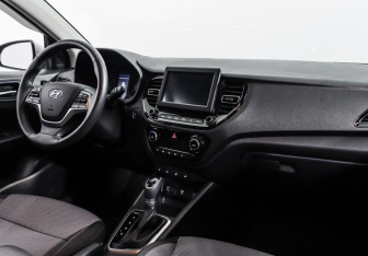 Подержанный автомобиль Hyundai Solaris Sedan 2020 года (5 фото)