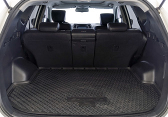 Подержанный автомобиль Hyundai Santa Fe 2012 года (10 фото)