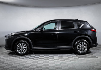 Подержанный автомобиль Mazda CX-5 2024 года (8 фото)