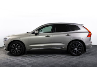 Подержанный автомобиль Volvo XC60 2019 года (8 фото)