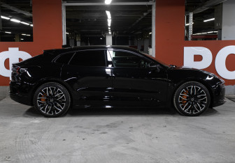 Подержанный автомобиль Zeekr 001 2023 года (4 фото)