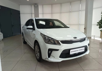 Подержанный автомобиль Kia Rio Sedan 2018 года (3 фото)