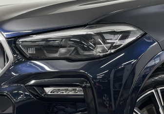Подержанный автомобиль BMW X6 2020 года (8 фото)