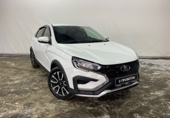 Подержанный автомобиль LADA (ВАЗ) Vesta Sedan 2023 года (3 фото)