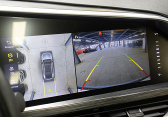 Подержанный автомобиль Geely Tugella 2022 года (24 фото)