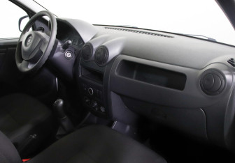 Подержанный автомобиль LADA (ВАЗ) Largus Wagon 2017 года (5 фото)