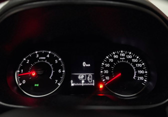 Подержанный автомобиль Renault Arkana 2019 года (14 фото)