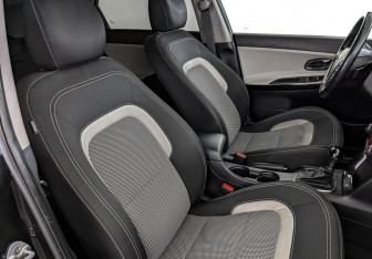 Подержанный автомобиль Kia Ceed Wagon 2017 года (24 фото)