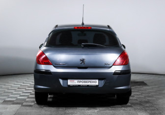 Подержанный автомобиль Peugeot 308 Hatchback 2011 года (6 фото)