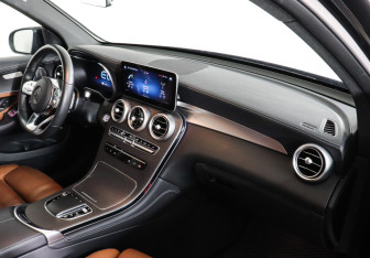 Подержанный автомобиль Mercedes-Benz GLC Coupe 2020 года (10 фото)