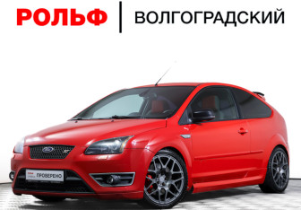 Подержанный автомобиль Ford Focus ST Hatchback 2007 года (25 фото)