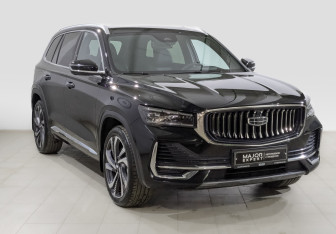 Подержанный автомобиль Geely Monjaro 2024 года (3 фото)