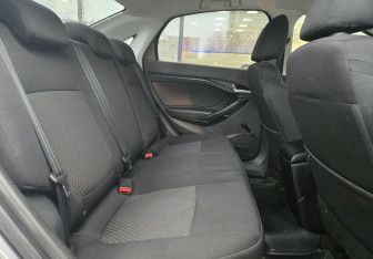 Подержанный автомобиль LADA (ВАЗ) Vesta Sedan 2017 года (11 фото)