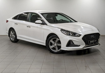Подержанный автомобиль Hyundai Sonata 2018 года (3 фото)