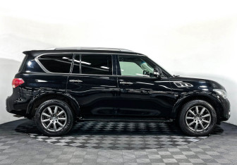 Подержанный автомобиль Infiniti QX80 2014 года (4 фото)