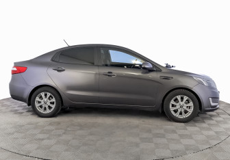 Подержанный автомобиль Kia Rio Sedan 2013 года (4 фото)