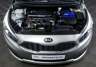 Подержанный автомобиль Kia Ceed Hatchback 2017 года (25 фото)