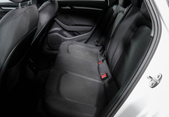 Подержанный автомобиль Audi A3 Sedan 2020 года (10 фото)
