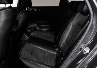 Подержанный автомобиль Kia Ceed Wagon 2021 года (12 фото)