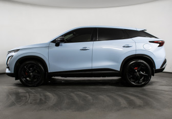 Подержанный автомобиль Omoda C5 2023 года (8 фото)