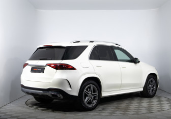 Подержанный автомобиль Mercedes-Benz GLE 2019 года (5 фото)