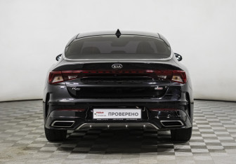 Подержанный автомобиль Kia K5 2021 года (6 фото)