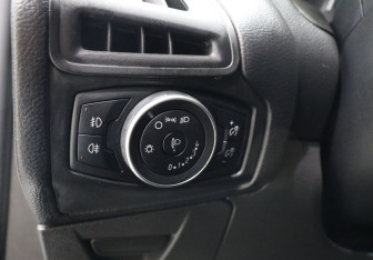 Подержанный автомобиль Ford Focus Hatchback 2017 года (13 фото)