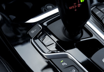 Подержанный автомобиль BMW X4 2019 года (21 фото)