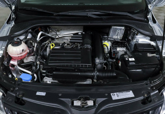 Подержанный автомобиль Skoda Rapid Liftback 2019 года (7 фото)