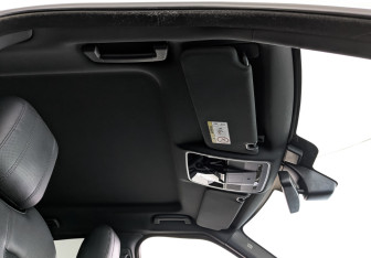 Подержанный автомобиль Land Rover Range Rover Sport 2013 года (23 фото)