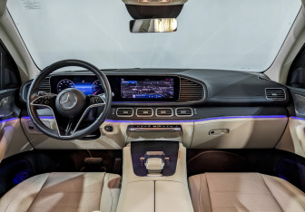 Подержанный автомобиль Mercedes-Benz GLE 2023 года (14 фото)