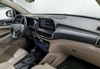 Подержанный автомобиль Hyundai Tucson 2019 года (22 фото)