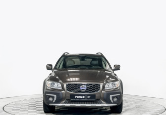 Подержанный автомобиль Volvo XC70 2016 года (2 фото)