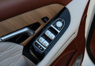 Подержанный автомобиль Voyah Free 2023 года (19 фото)