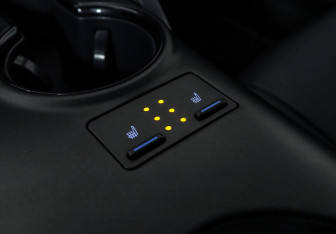 Подержанный автомобиль Toyota Camry Sedan 2021 года (13 фото)