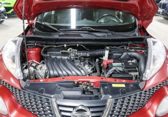 Подержанный автомобиль Nissan Juke 2012 года (9 фото)
