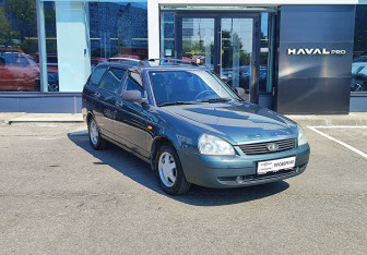Подержанный автомобиль LADA (ВАЗ) Priora Wagon 2010 года (3 фото)