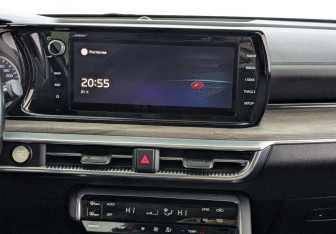 Подержанный автомобиль Kia K5 2020 года (28 фото)